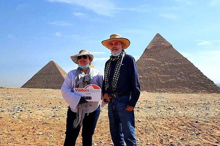Tour to Giza Pyramids and Sphinx