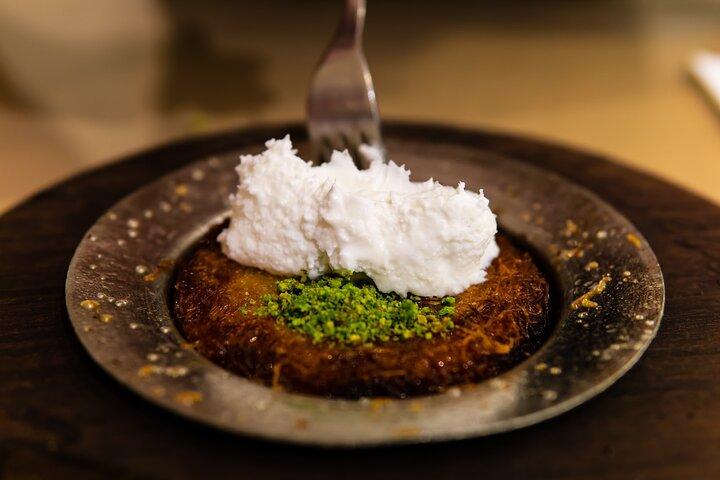 Istanbul Guided Walking Tours with Food and Beverage Tastings