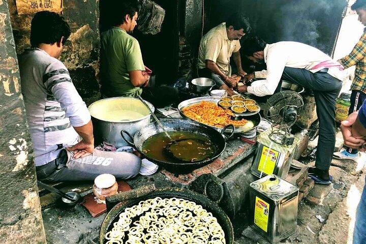 Private Full Day Varanasi Tour with Ganges Evening Boat Ride