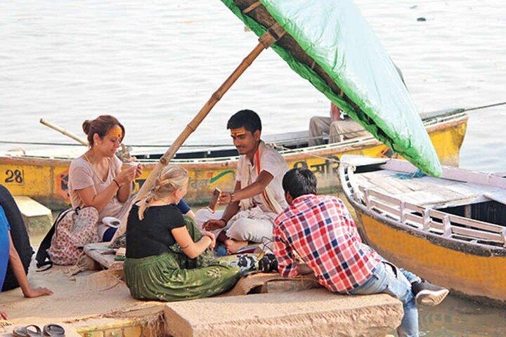 Private Full Day Varanasi Tour with Ganges Evening Boat Ride