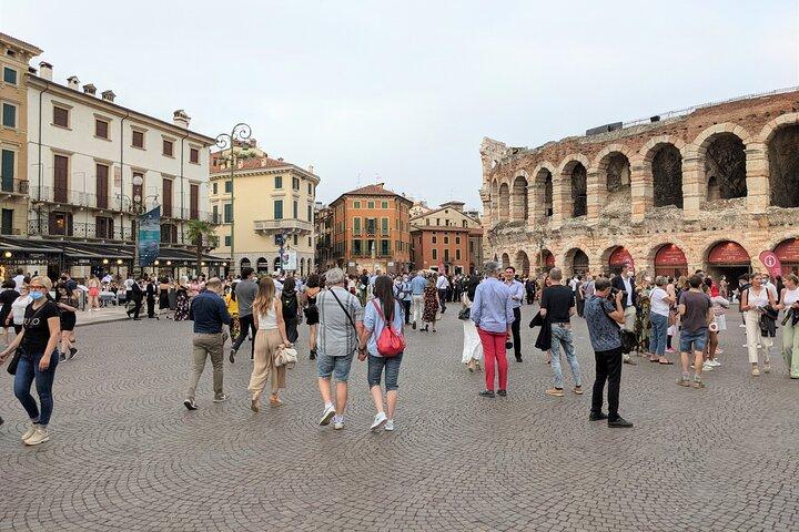 Arena di Verona Opera - Ticket + 1h City guided walking tour