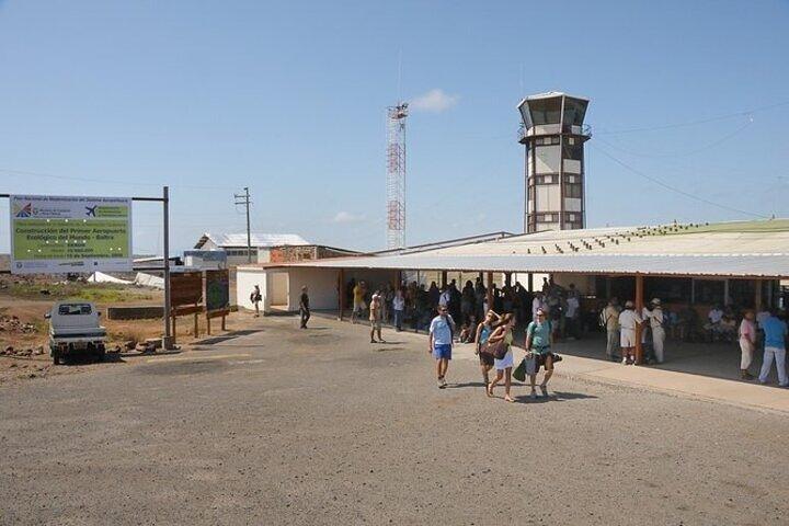 Private Transfer from Baltra Airport to Hotels in Santa Cruz Island