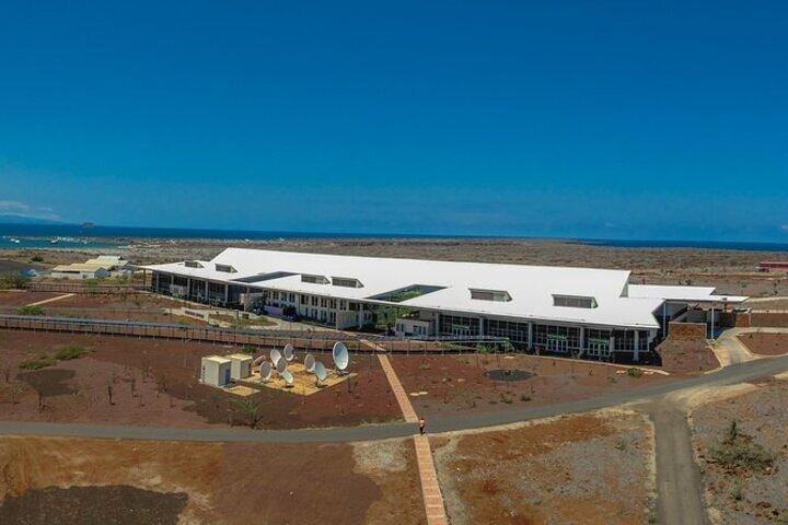 Private Transfer from Baltra Airport to Hotels in Santa Cruz Island