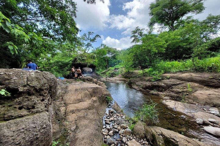 Tamanique Waterfalls Complex Trek + El Tunco Beach