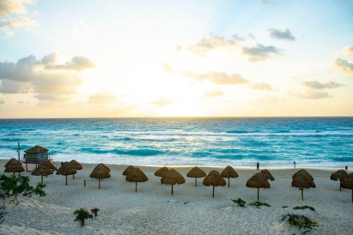 Cancun City Tour + El Meco Ruins Round Transportation