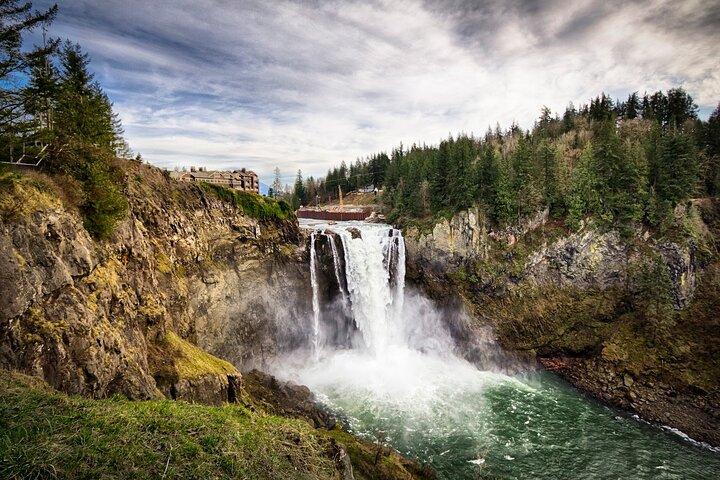 Seattle: Snoqualmie Falls and Leavenworth Day Trip