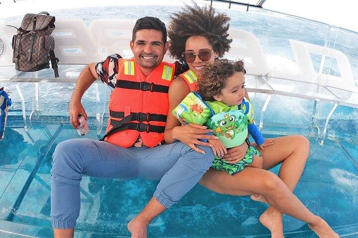 Crystal Clear Boat Tour: See all of the tourist locations