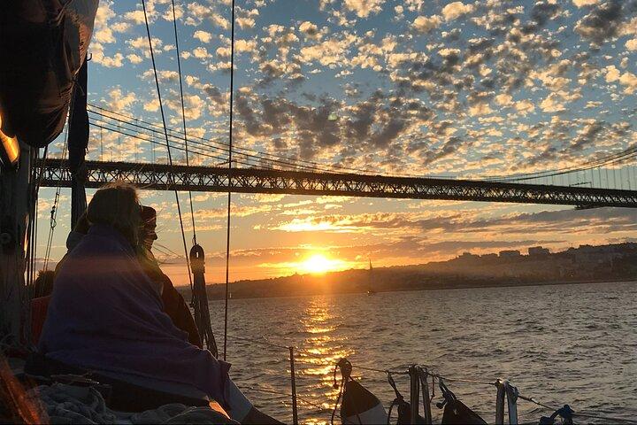 Private Sunset Cruise in Lisboa