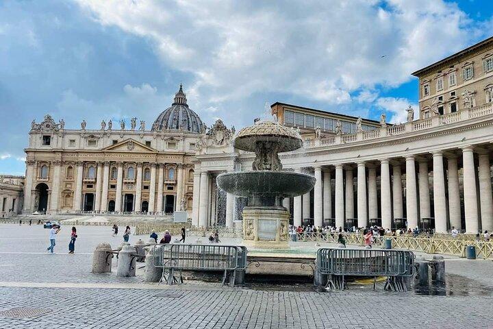 Best of the Vatican Museum's ~ Sistine Chapel No Line Guided Tour