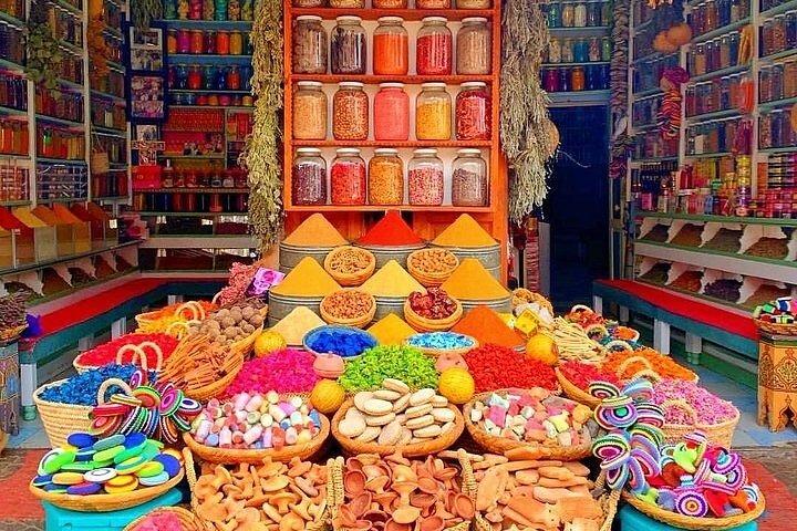 Private Marrakesh Souk Tour: Shop Like a Local with a Local Guide