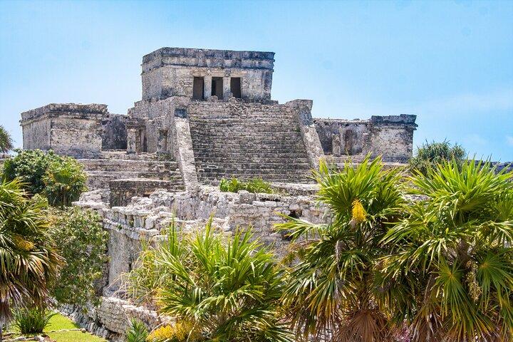 Akumal Swimming with Turtles & Ancient Tulum Ruins Tour