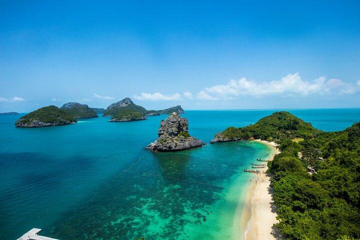 Angthong National Marine Park by Speedboat
