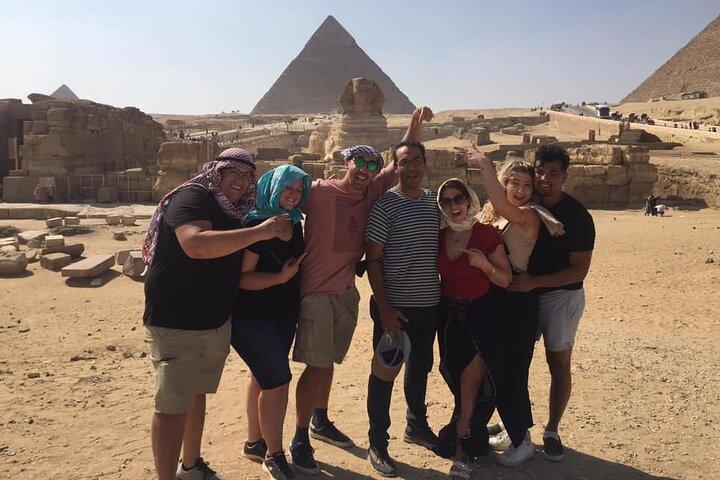 Private tour to Giza Pyramids , Sphinx and Egyptian Museum