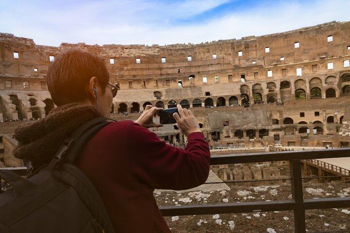 Colosseum Arena Floor Guided Group Tour with Roman Forum and Palatine Hill