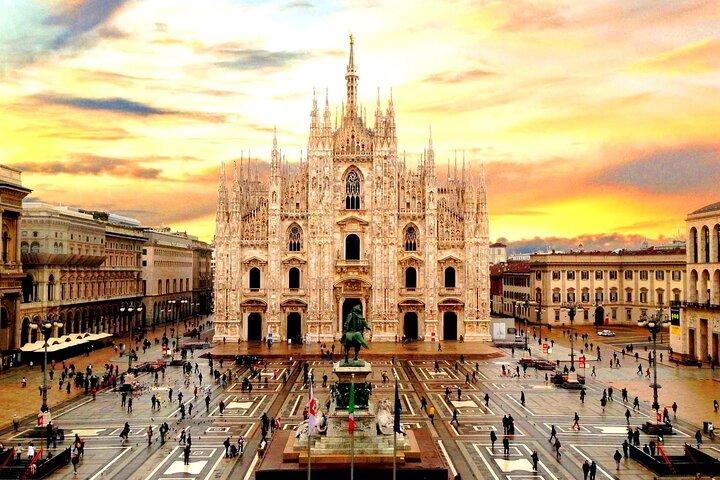 Private Transfer from Milan to Malpensa Airport MXP in Car or Van