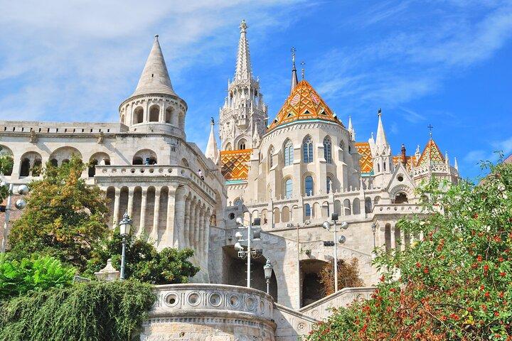 Budapest Highlights & Hidden Gems – Private Luxury Experience