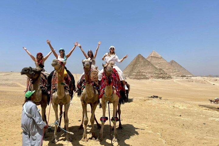 Half Day Tour Giza Pyramids &Great Sphinx with Private Tour Guide