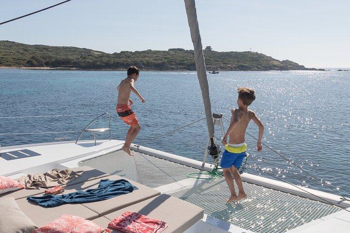Private 5-Hour Cruise on Brand-New Luxury Catamaran in Mykonos