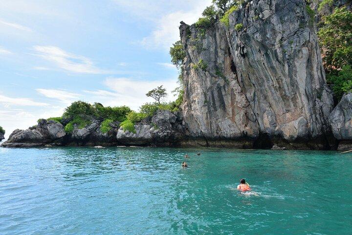 7 Islands Sunset Tour with Buffet Dinner & Night Snorkeling