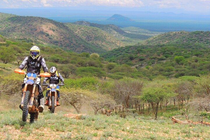 11 days off-road motorbike tour - Great Rift Valley to Turkana Jade Lake