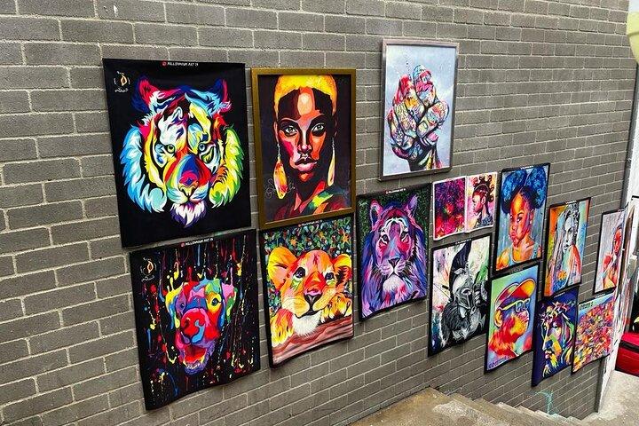 2-Hours Street Art Walking Tour in Medellin Comuna 13