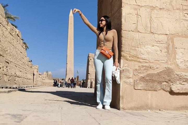 Private Luxor Day Tour by round flight from Cairo/Giza hotel