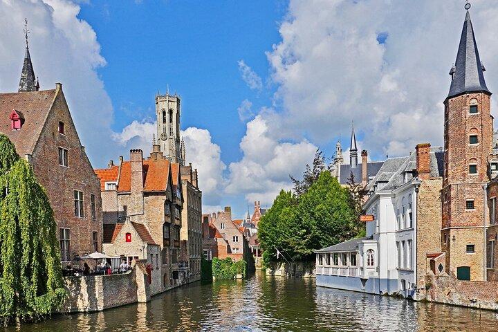 Private Bruges 10 Tastings Tour from Paris by Minivan