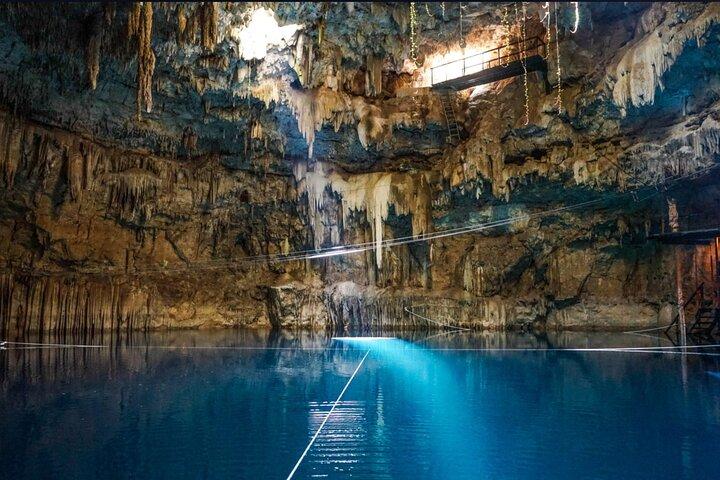 Private Chichen Itza Tour with Cenote Swim & Lunch from Cancun