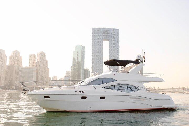 Private cruise Dubai Sea Escape-Swim, Tan & Sightsee!