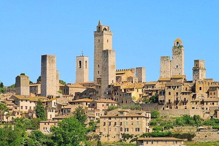 "Ramble Through The Rolling Hills Of Chianti" with lunch and 2 wine tastings