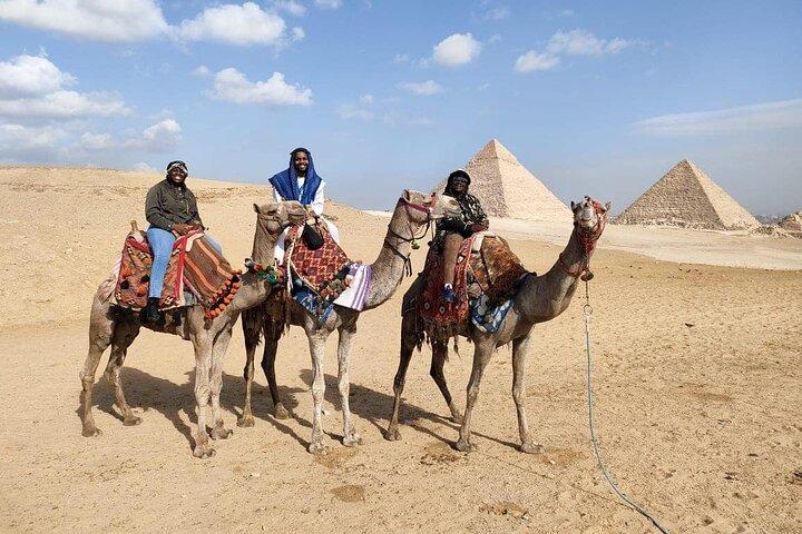 Private Camel or Horseback Riding around Giza Pyramids