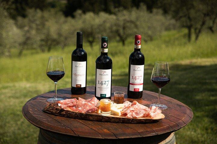 Exclusive lunch, Winery tour, Organic wines in Chianti Classico