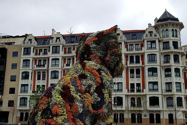 Guided tour in Spanish of the Guggenheim Museum Bilbao