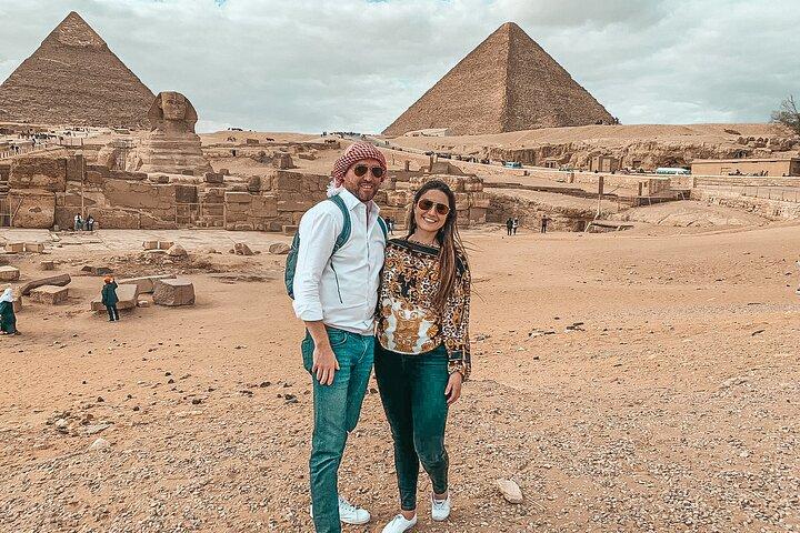 Visit Giza Pyramids and Sphinx - Full Day Trip