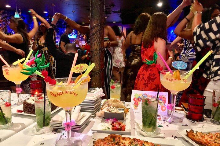 Miami: Bachelorette Salsa Night with Lessons, Mojitos & Nightclub
