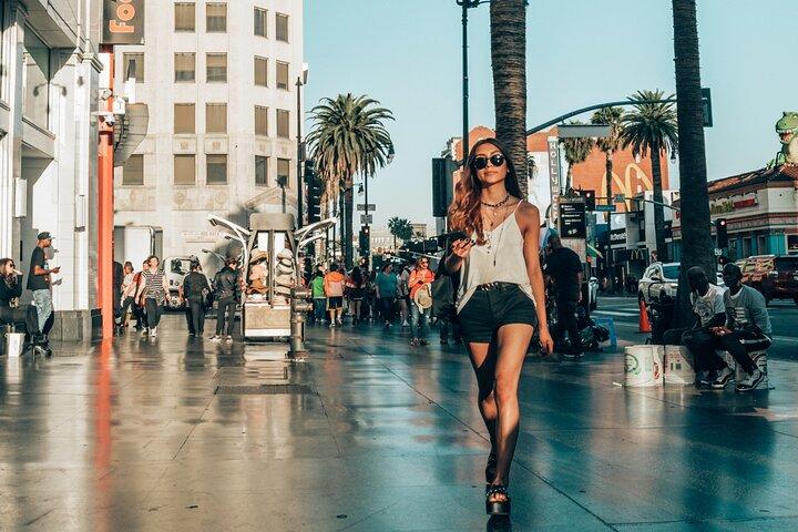 Hollywood History Walking Tour in Los Angeles: See All Theaters