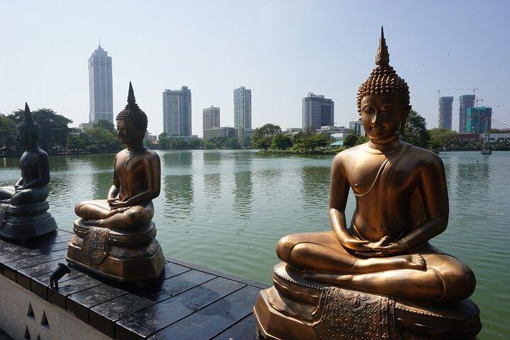 Glimpse Of Colombo City Walk
