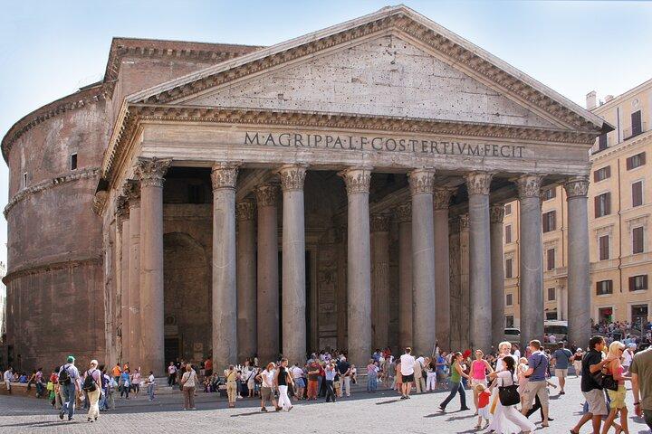 Discover Rome Highlights in 4 hours