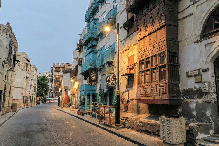 Jeddah Heritage Chronicles Tour with optional Lunch