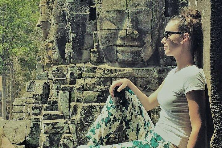 Angkor Wat Sunrise Tour to Bayon, Ta Prohm and Banteay Srei