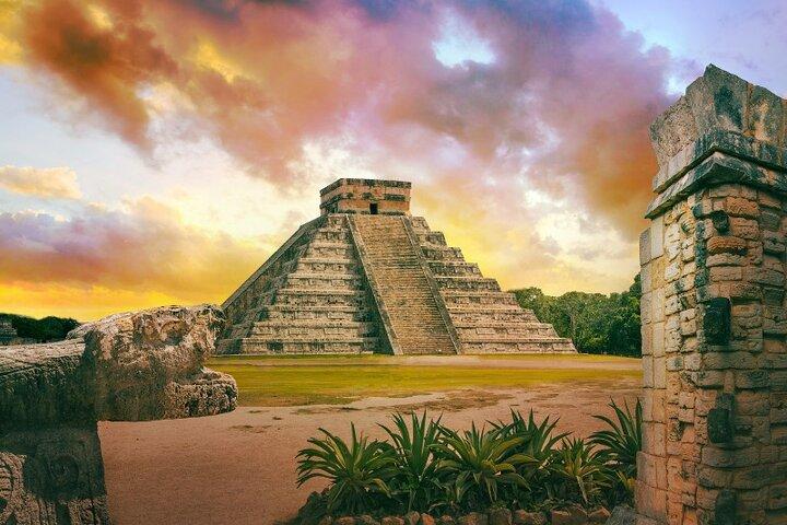 Guided Tour to Chichen Itza Cenote and Valladolid