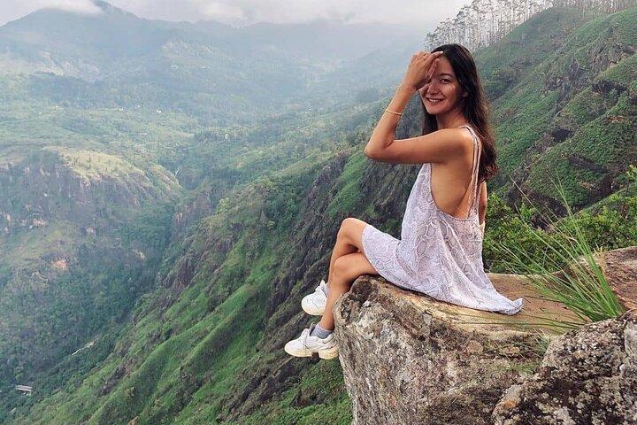 Private Ravana Falls and Nine Arches Bridge Ella Tour from Galle