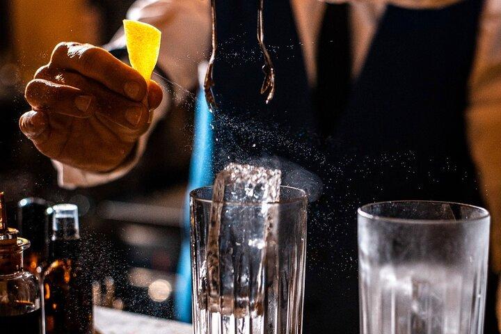 2 Hours Cocktail Making Class in the Heart of Rome