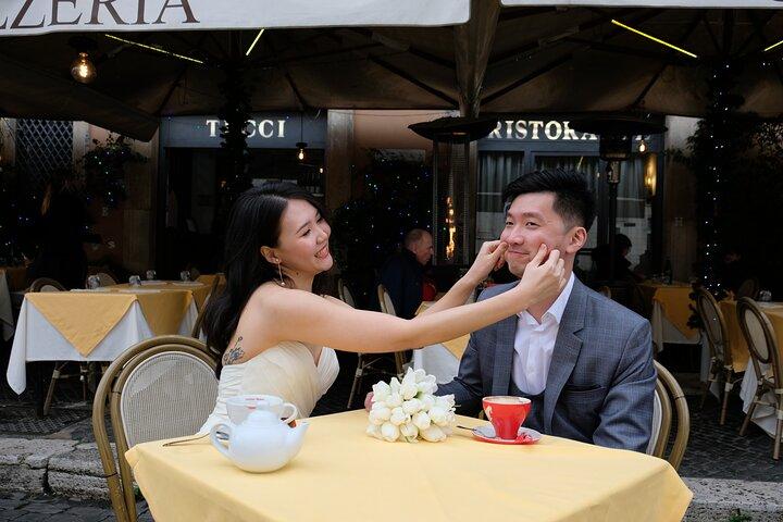 1-Hour Private Photoshoot Taking Beautiful Pictures in Rome