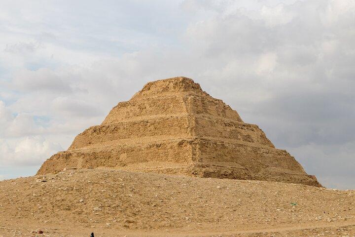 A Royal Expedition to Giza Pyramids, Sakkara & Dahshur