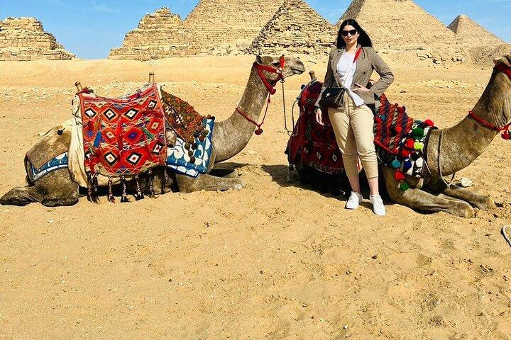 4-Hours Giza pyramids and sphinx private tour with hotel pickup and drop off