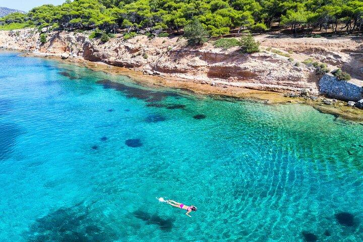 Athens: Full-Day Island Hopping Cruise with Lunch and Swimming