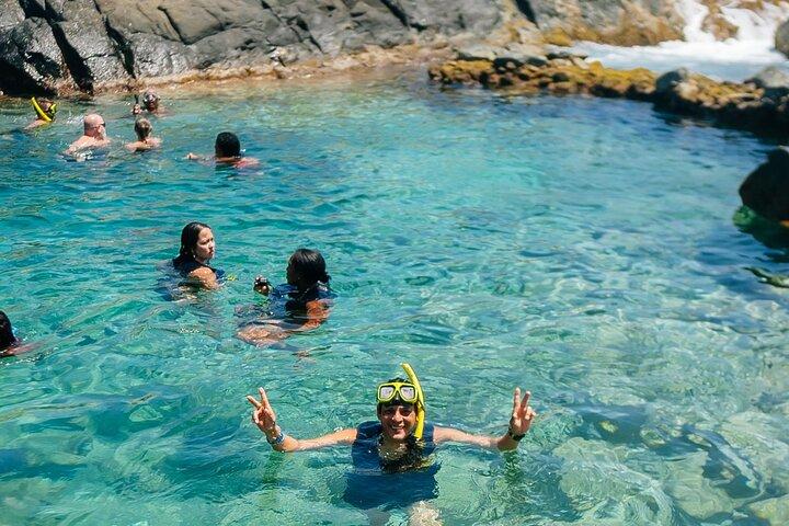 Aruba Off Road Safari Tour to Natural Pool