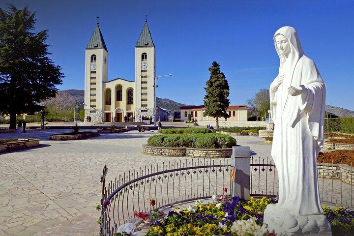 Dubrovnik to Medjugorje & Kravice - Day Trip with Luxury Vehicle