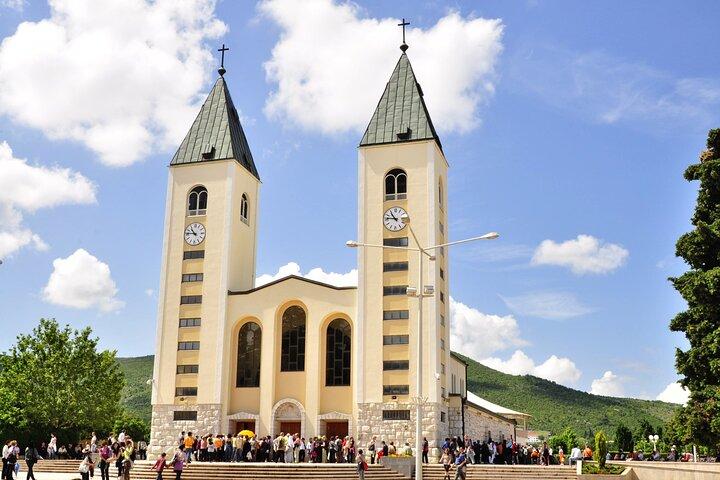Dubrovnik to Medjugorje & Kravice - Day Trip with Luxury Vehicle